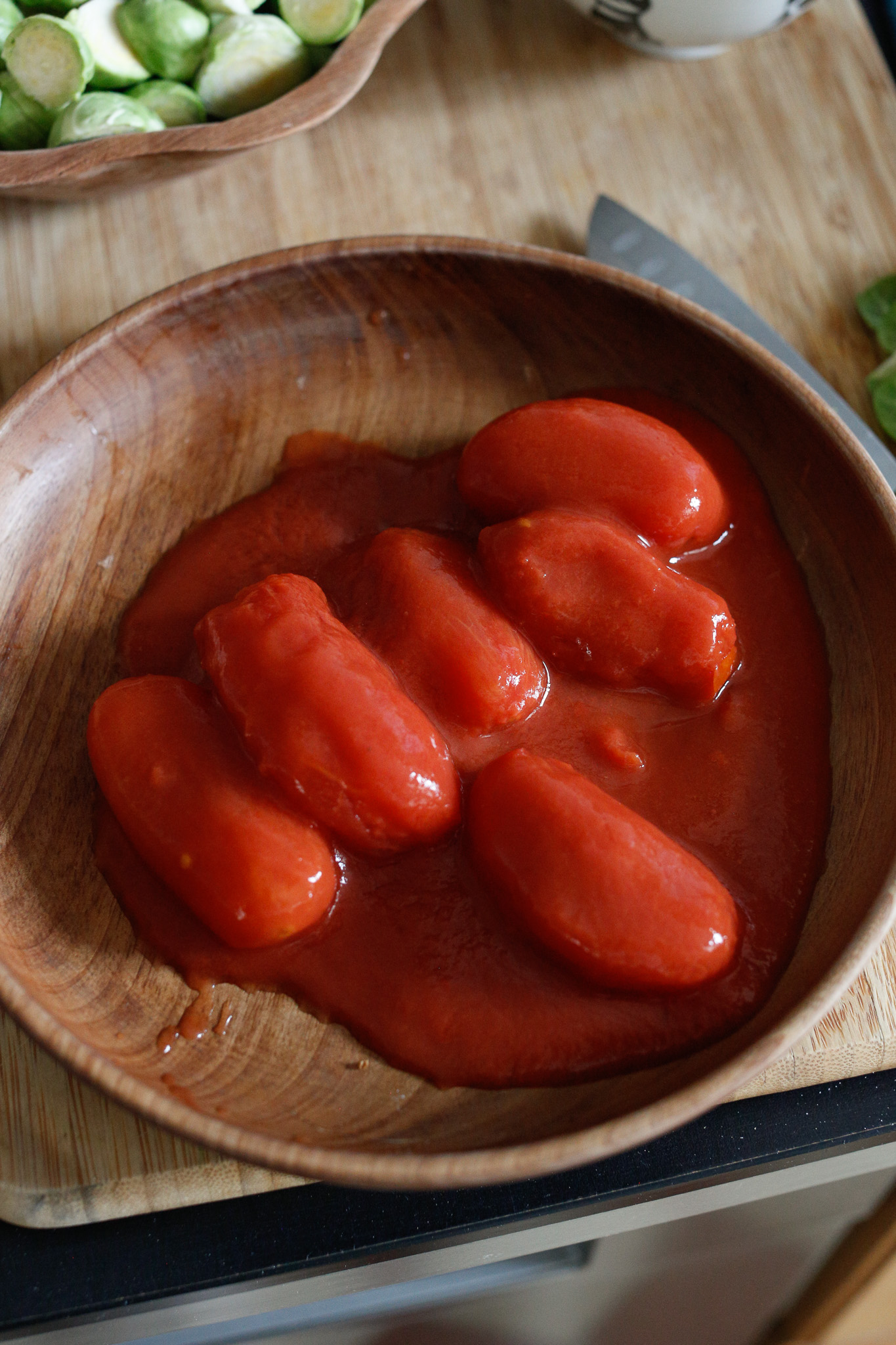 canned tomatos