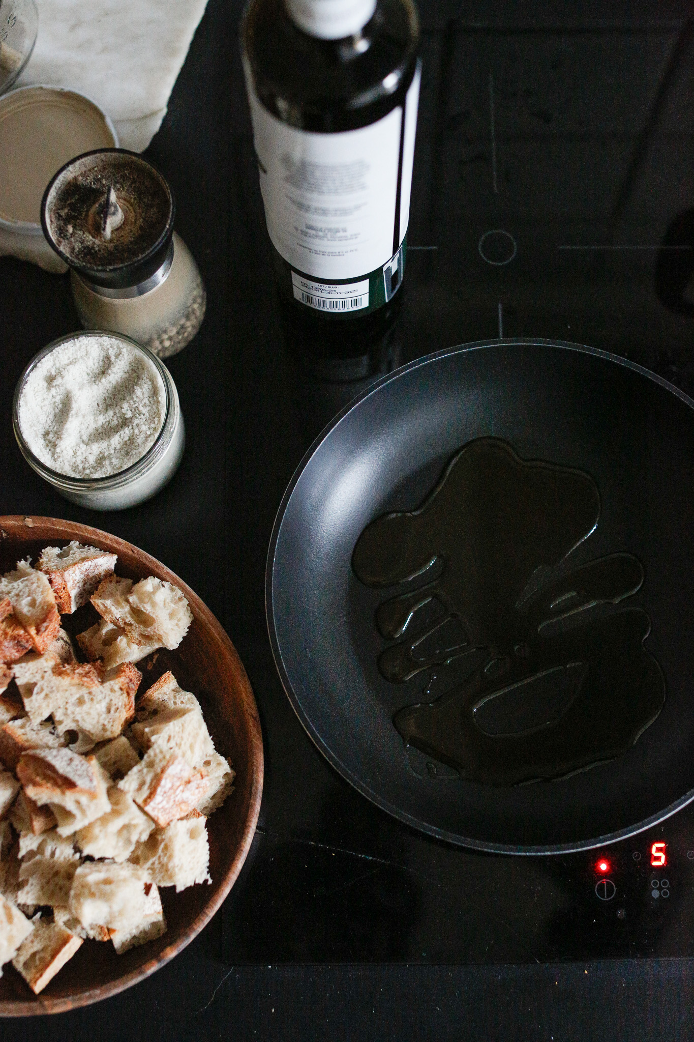 Drizzle some olive oil in a medium warm pan, enough to coat the bottom