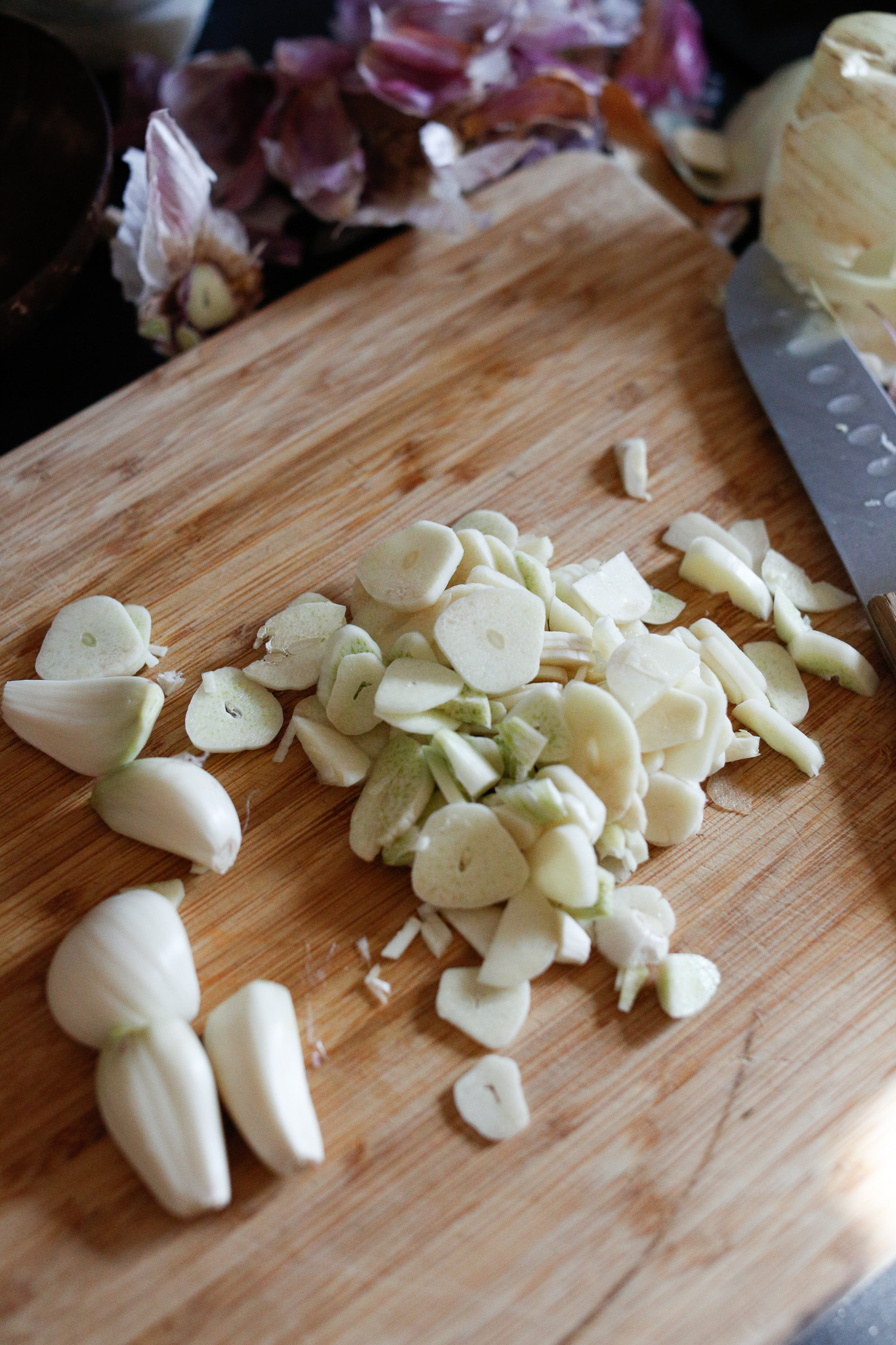 Cut up garlic
